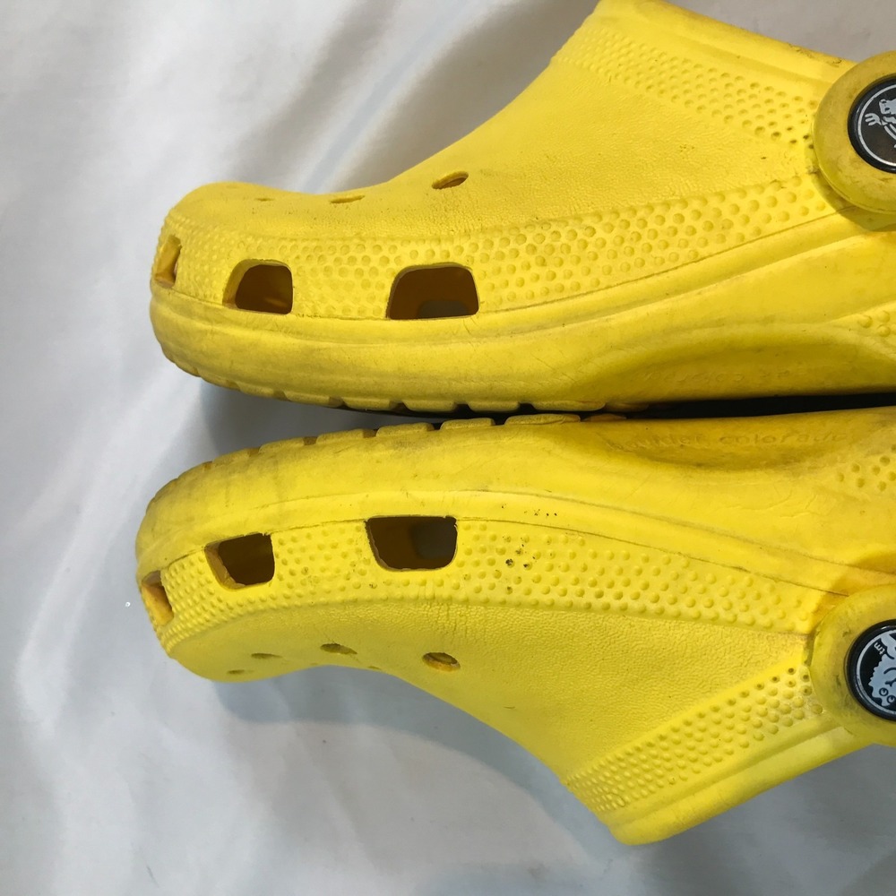 Crocs Yellow Clogs Slip On Casual Beach Garden Comfort Shoes M4 W6 Lightweight - Picture 8 of 16